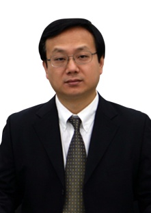 江雷研究员毕业于吉林大学,2009年当选中国科学院院士,2012年当选第三